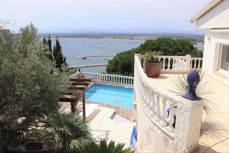 Foto 05614add-4d56-44a1-8237-47bb6d3fea1f. Chalet espléndidas vistas a la bahía en Puig Rom-Canyelles-Almadrava Roses