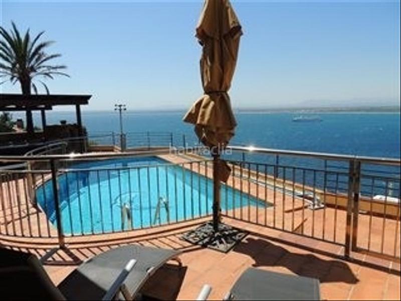 Foto 1aa5c5fe-aaf4-4db0-80f2-90c59628f738. Chalet casa de 4 habitaciones con magníficas vistas a la bahía. en Roses