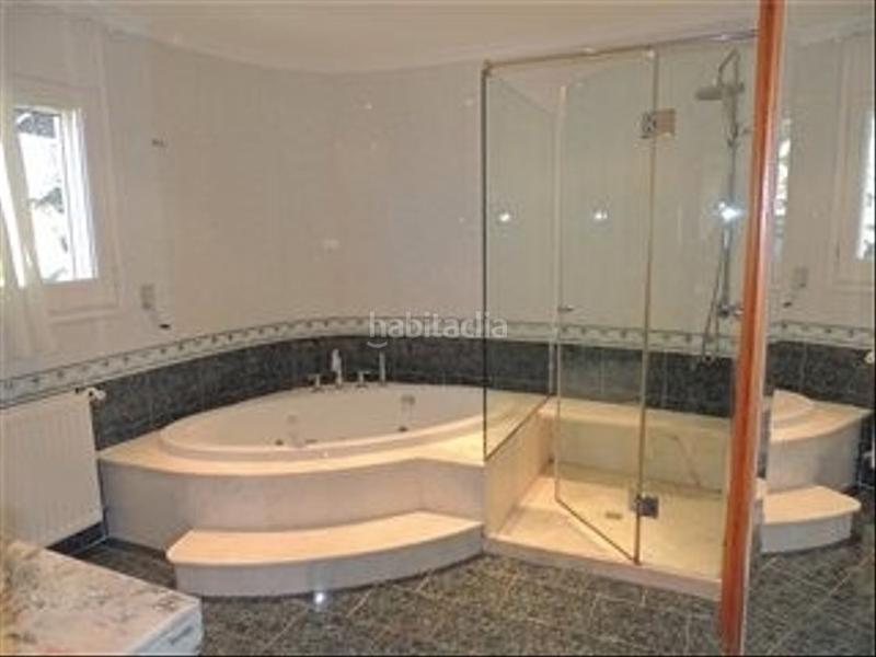Foto a908645d-ff47-43a6-b1ea-b1281dc635d8. Chalet casa de 4 habitaciones con magníficas vistas a la bahía. en Roses