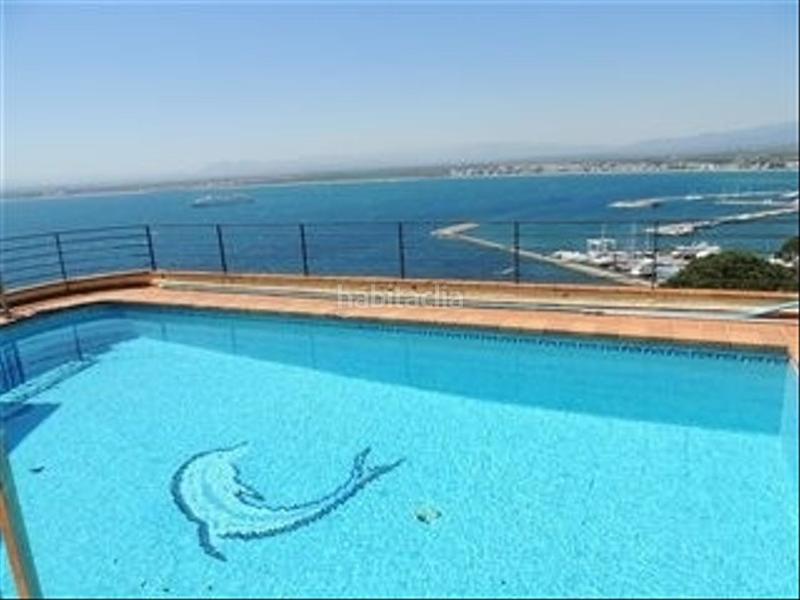 Foto b1d9760e-b9f7-4437-901e-702d2e33e410. Chalet casa de 4 habitaciones con magníficas vistas a la bahía. en Roses