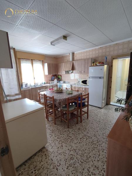 Foto dfc46b3e-d67d-4764-acff-8ce99b7bd07f. Chalet con parcheggio in La Marina Elche / Elx