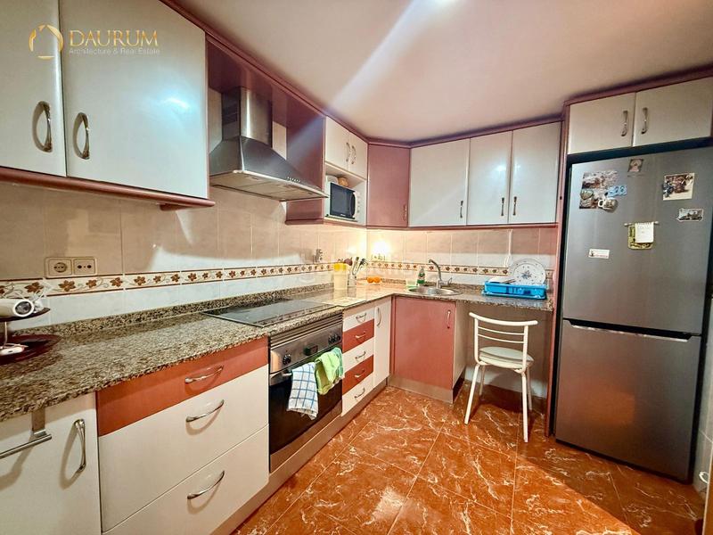 Foto 54cab358-e904-42af-9234-96c28972e8d3. Pis amb aparcament a Playa Poniente Benidorm