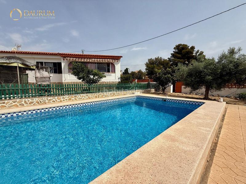Foto bace7df5-404d-4a26-a56f-1c917b7473de. Chalet fantástico chalet de 3 dormitorios en la nucia , alicante en Nucia (la)