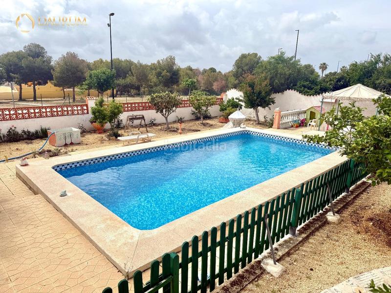 Foto ca0f37c5-79ec-4d45-820b-8230c0d57ca2. Chalet fantástico chalet de 3 dormitorios en la nucia , alicante en Nucia (la)