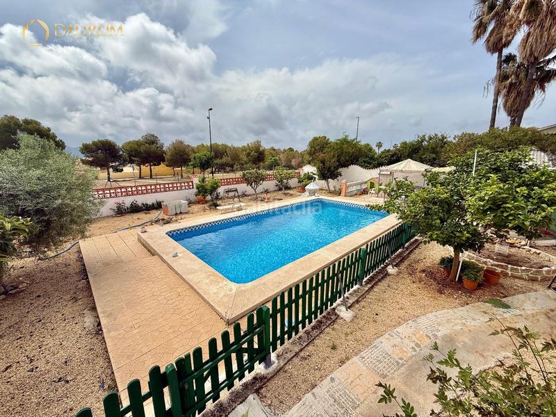 Foto ed79508f-07cd-4c53-9775-a90c5d711d45. Chalet fantástico chalet de 3 dormitorios en la nucia , alicante en Nucia (la)