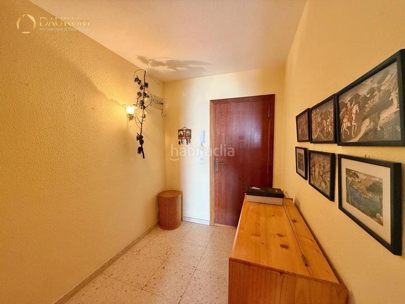 Foto 2e82660a-f145-4d66-82f4-c73ed8a6bd69. Appartamento con parcheggio piscina in Playa Poniente Benidorm