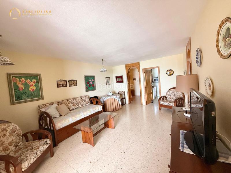 Foto 420b9ee5-725d-4c17-98c2-aecdd26b53e6. Appartamento con parcheggio piscina in Playa Poniente Benidorm