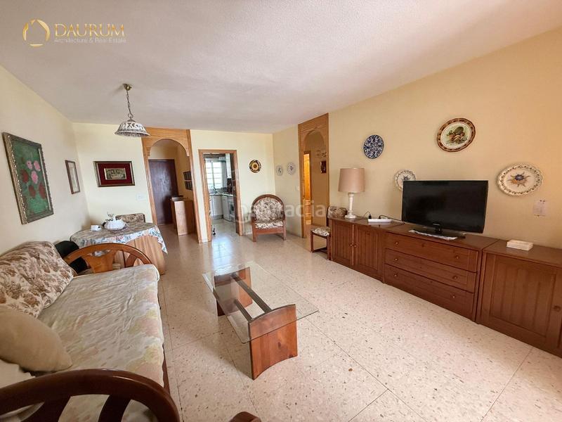Foto 92fa862d-416f-48f1-936d-f7a719a92430. Appartamento con parcheggio piscina in Playa Poniente Benidorm