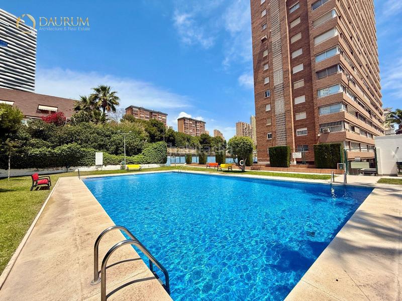 Foto 97f17393-59c4-454f-8815-e1b1d33dc25f. Appartamento con parcheggio piscina in Playa Poniente Benidorm
