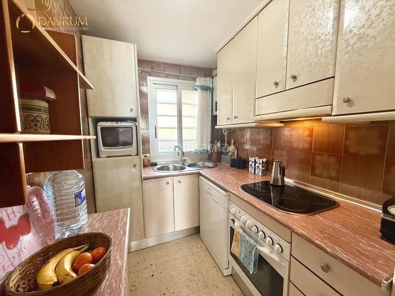 Foto c170ccf1-eb8e-4639-ada3-d33a35214c1b. Appartamento con parcheggio piscina in Playa Poniente Benidorm