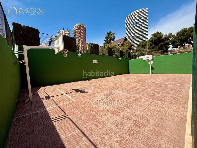 Foto f1c8f70a-9a8e-42dd-9a10-226c94eb6202. Appartamento con parcheggio piscina in Playa Poniente Benidorm