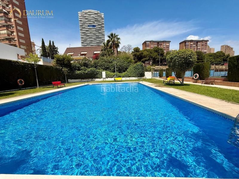 Foto f9dd2e26-24fb-42a7-9408-57de16c751ed. Appartamento con parcheggio piscina in Playa Poniente Benidorm