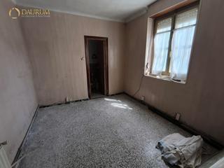 Maison  Alcoy. Oportunidad de vivienda baja de 3 dormitorios para reformar