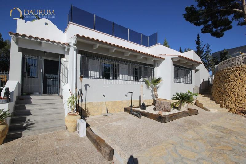 Foto c49507ef-1fd6-4052-9f1b-93ff3e55e661. Chalet fantastico chalet de 3 dormitorios dobales en el tossal bello horizonte la nucia en Nucia (la)