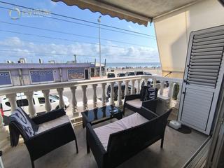 Pis  Sax. Fantastica vivienda en venta a 1 linea de playa en santa pola.