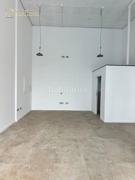 Foto 5e4501d7-a786-4593-9307-d8026fa9ba2f. Alquiler local comercial estupendo local en alquiler . en Alicante