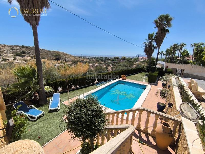 Foto b5f7d4f4-d1de-41c4-a81c-aea95e5d267b. Casa preciosa vivienda en venta en san vicente del raspeig, alicante. en Sant Vicent del Raspeig