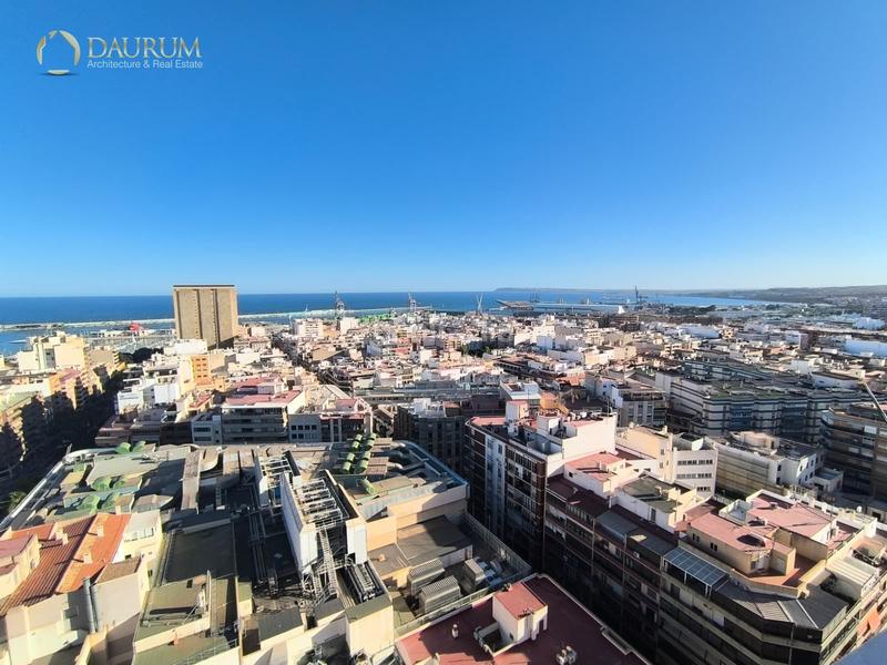 Foto 93c4a16a-395e-43cb-a235-1ba1a0ce2697. Piso fantástico estudio en venta . en Ensanche-Diputación Alicante