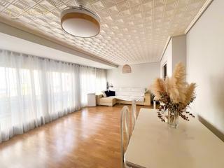 Piso  Calle federico garcía lorca. Fantástica vivienda de 4 dormitorios en raval  elche