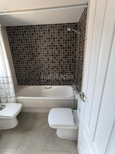 Foto 9a35fb23-77c6-4bb8-8d87-eb6c34a8978a. Casa amb aparcament piscina a Calas Santiago Bernabeu Santa Pola