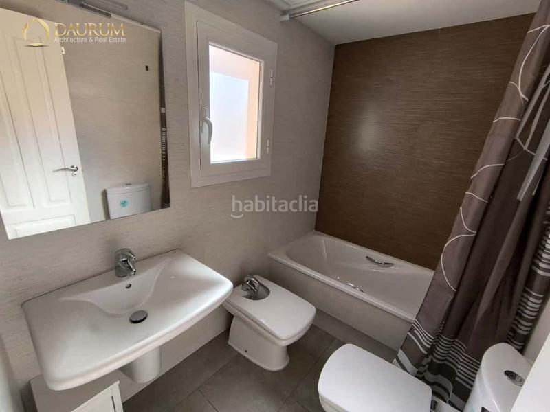 Foto df02f80d-ac6d-40d8-a32c-dc655cadab8b. Casa amb aparcament piscina a Calas Santiago Bernabeu Santa Pola