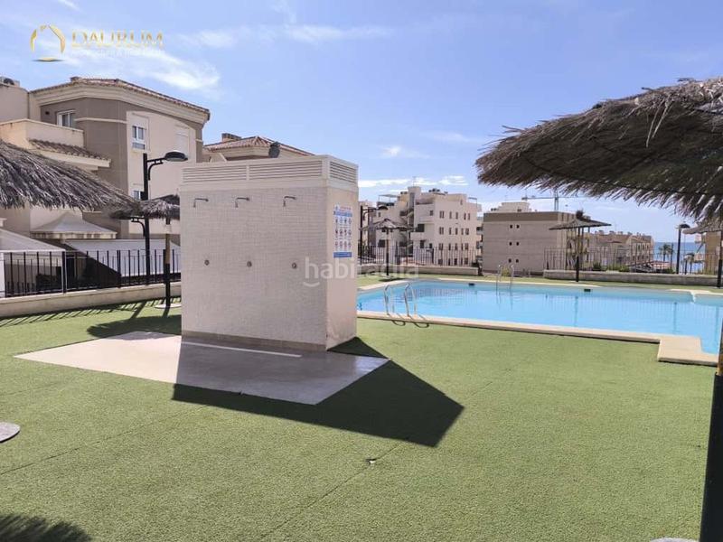 Foto f819704e-60e6-4bd2-8556-07f8e33c2ccd. Casa amb aparcament piscina a Calas Santiago Bernabeu Santa Pola
