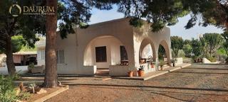 Xalet  De lucerga. Oportunidad de  casa independiente de 4 dormitorios en peña de l