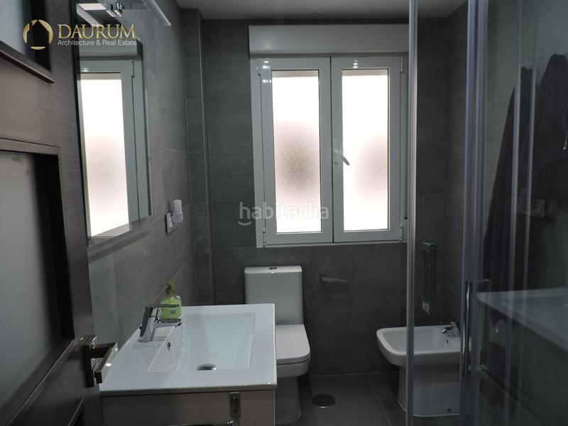 Foto 622a956d-7bec-4fde-96eb-e81841876841. Pis a Barrio del Centro Alicante