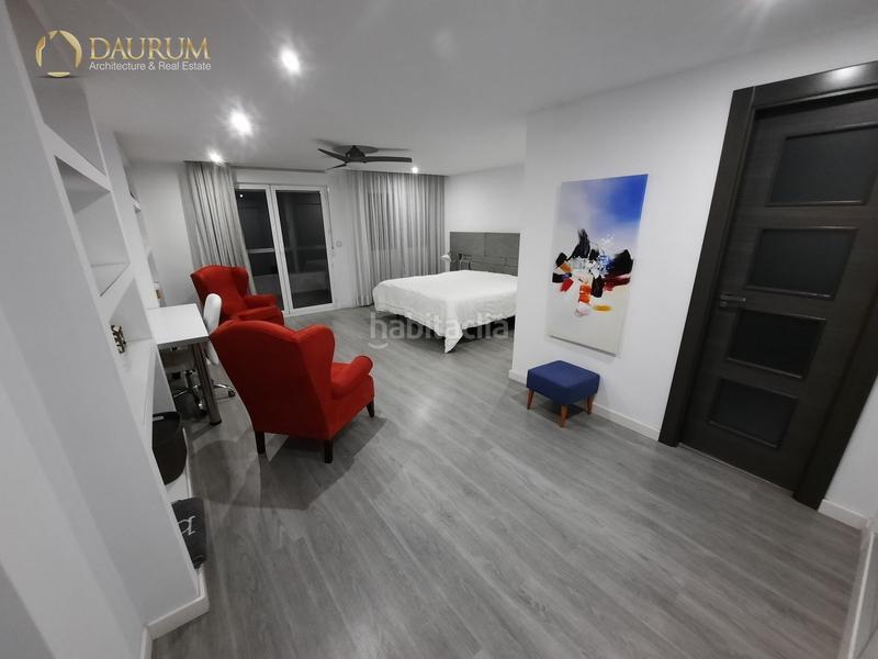 Foto 99bf95e3-4881-4575-928a-8cdd19b636b7. Pis a Barrio del Centro Alicante