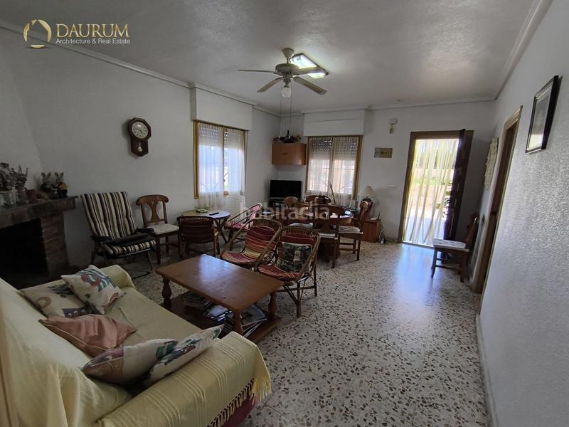 Foto 1032a708-0895-444d-b79e-8439e032fe6a. Chalet avec parking dans La Marina Elche / Elx