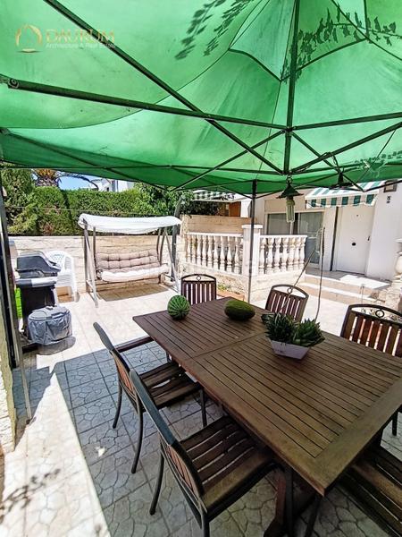 Foto 48204e22-1a0d-4954-b6ab-d2c18fe05839. Casa a schiera con riscaldamento parcheggio piscina in Campello (el)