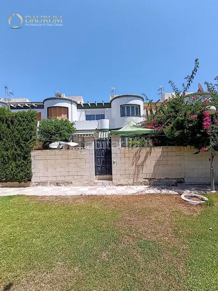 Foto cabb5d5a-f1d7-48a0-b5c0-6bd2d5203a75. Casa a schiera con riscaldamento parcheggio piscina in Campello (el)