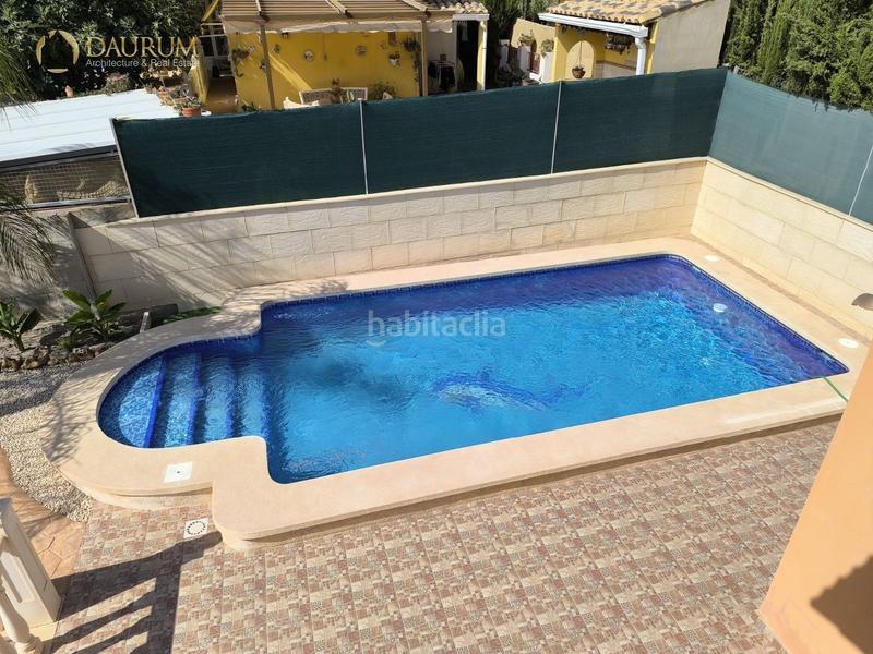Foto 1c0fa0c6-ae13-4ed8-8180-51f3536edbd6. Casa amb aparcament piscina a Centro Mutxamel