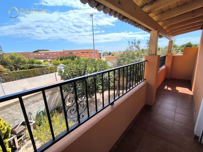 Foto 50db4ea9-f4ed-43da-99a2-0ad8a4527862. Casa amb aparcament piscina a Centro Mutxamel