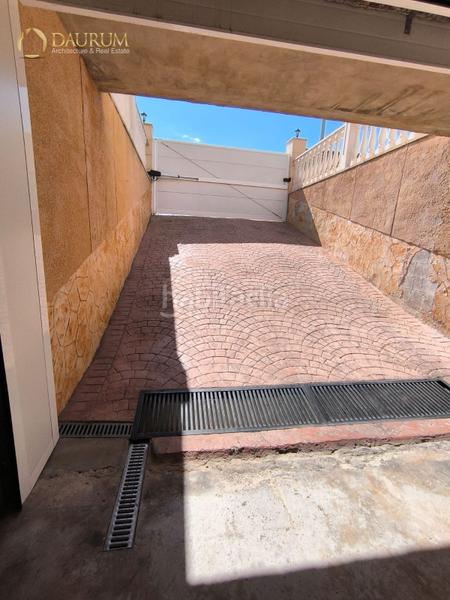Foto b7b763ef-8530-41ac-a847-2a0f0cc76e2c. Casa amb aparcament piscina a Centro Mutxamel