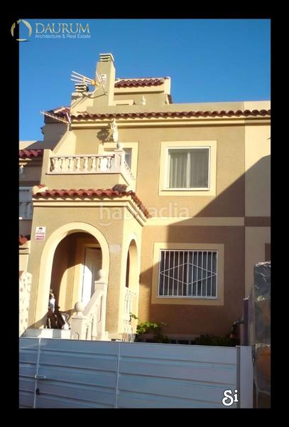 Foto 8c29906d-a18b-4e34-bc2d-453fffa3ce9f. Casa adossada amb calefacció aparcament a Monforte del Cid