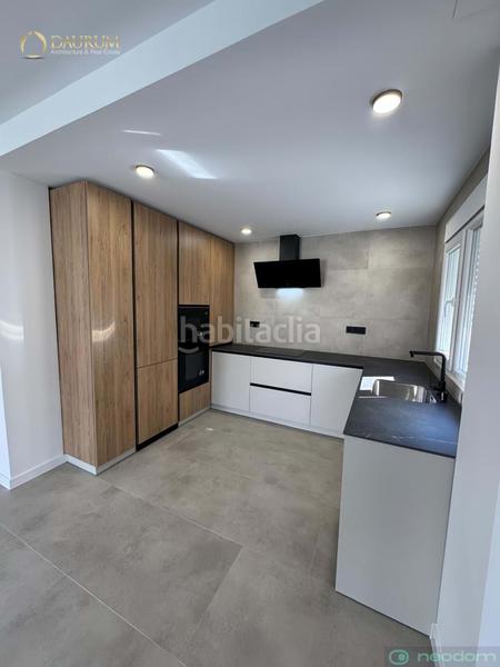 Foto 0b7ca800-8056-427e-9f36-5c5921508152. Casa fantástica vivienda de 3 dormitorios en campello en Campello (el)