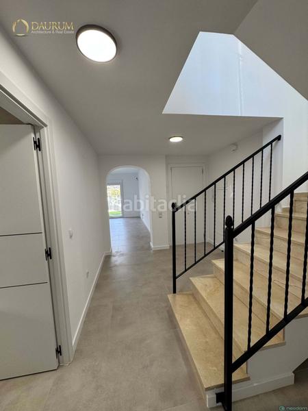 Foto 610f1cd5-e8c0-42f7-9a49-faf600477d46. Casa fantástica vivienda de 3 dormitorios en campello en Campello (el)