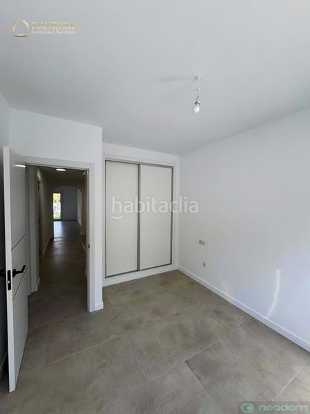 Foto 68a53138-da62-4d8e-bc42-aa271e9e8d87. Casa fantástica vivienda de 3 dormitorios en campello en Campello (el)
