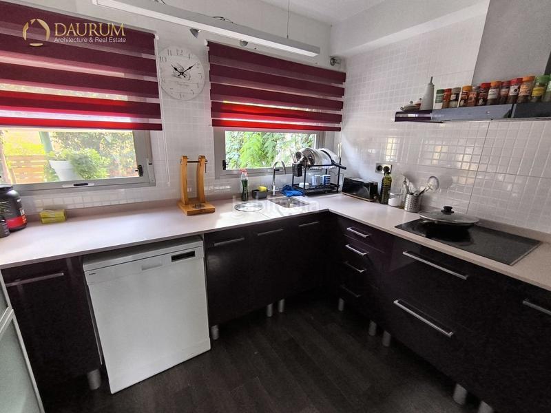 Foto c5a6148c-55c4-446f-82f8-aa6f435fe8dd. Chalet with parking in Cabo de las Huertas Alicante