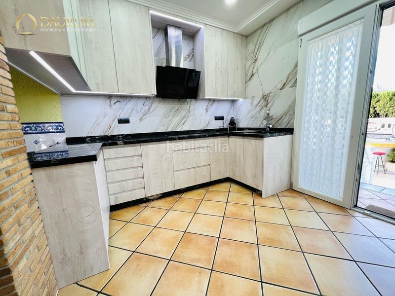 Foto fc541c22-3d03-4c7f-a41d-0a7027328fcf. Maison avec parking piscine dans Sol y Luz Sant Vicent del Raspeig