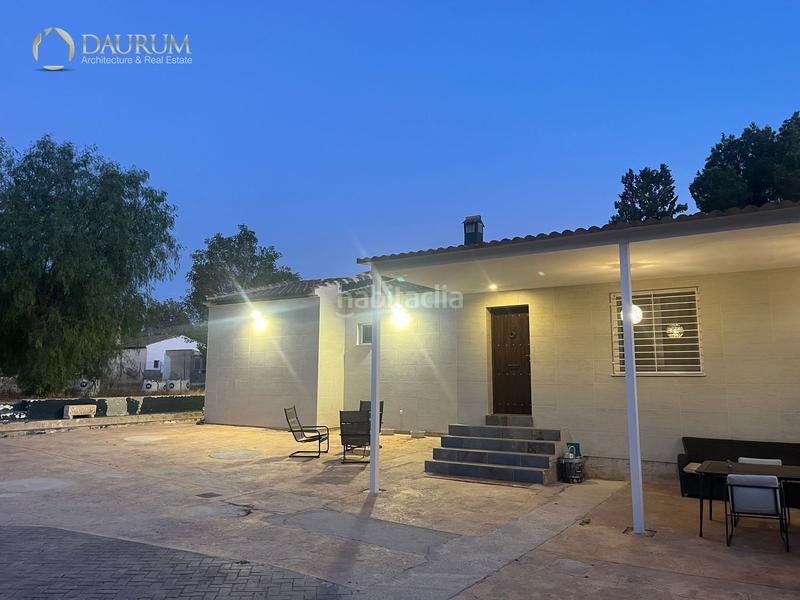 Foto d22de57d-e51c-42af-a7a6-b394b7f4fc1a. Chalet con riscaldamento parcheggio piscina in Peña de las Águilas Elche / Elx