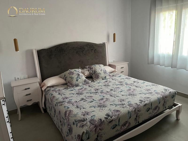 Foto ec36d647-03fa-4760-b5c0-ed2bc0ef8a35. Chalet con riscaldamento parcheggio piscina in Peña de las Águilas Elche / Elx