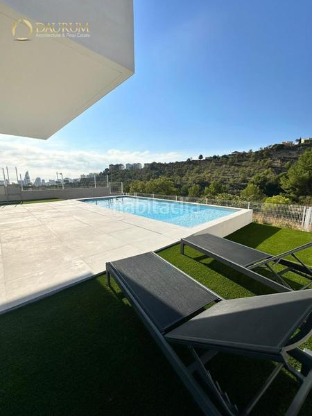 Foto fee2cd28-cb89-4074-b535-0f032f40f411. Casa con riscaldamento parcheggio piscina in balcón de Finestrat-terra marina Finestrat