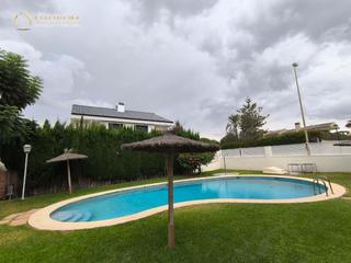 Chalet  Novelda. Estupendo chalet pareado de 3 dormitorios en san juan pueblo