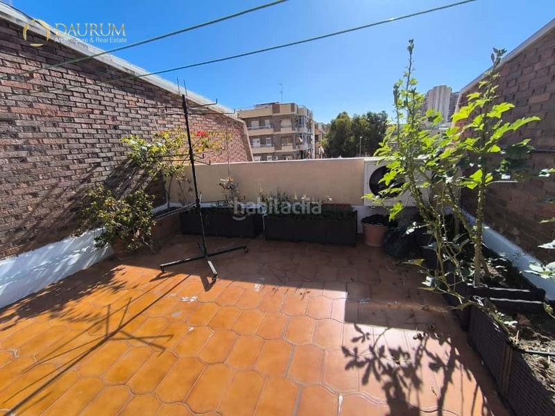 Foto 2194af37-c3a0-441f-abfa-8800ede20172. Casa a schiera con parcheggio in San Blas Alicante