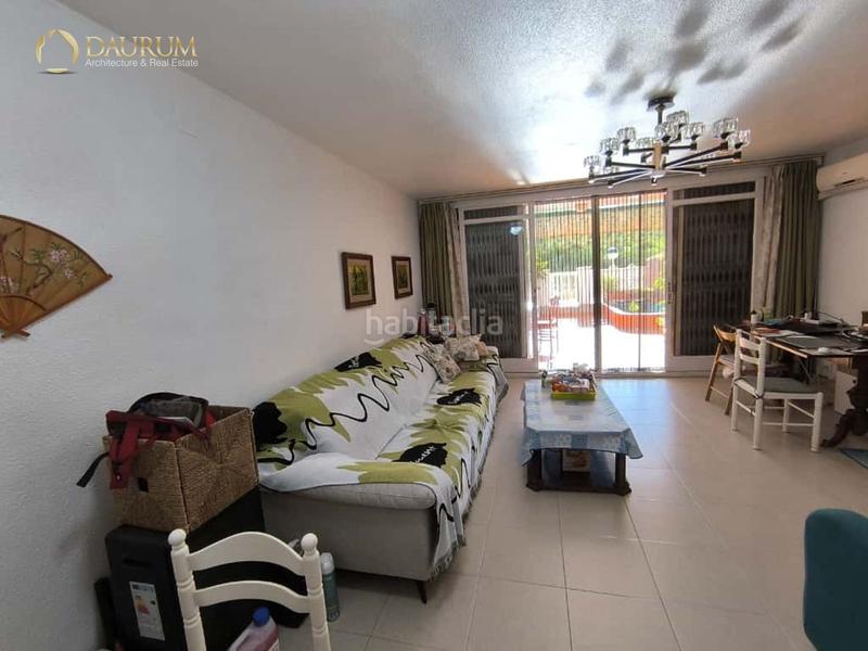 Foto af4635b2-869e-4f96-be48-03b00371622b. Casa a schiera con parcheggio in San Blas Alicante