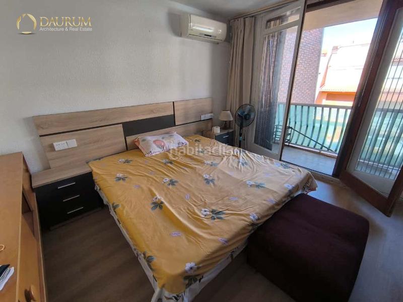 Foto c43564e1-3f85-47a8-ba32-03c26cae4f52. Casa a schiera con parcheggio in San Blas Alicante