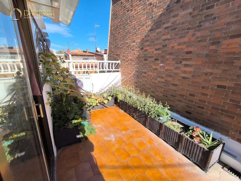 Foto cd946b1c-d3e2-4dff-b84d-dfbb02a3ddfc. Casa a schiera con parcheggio in San Blas Alicante