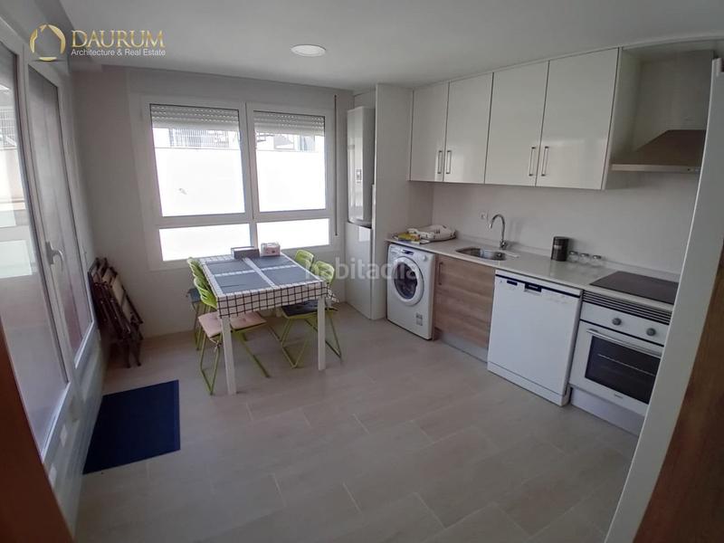 Foto 9e60bcc0-defe-4fa6-b753-cf4de6572850. Attique avec chauffage parking dans Carolinas Bajas Alicante